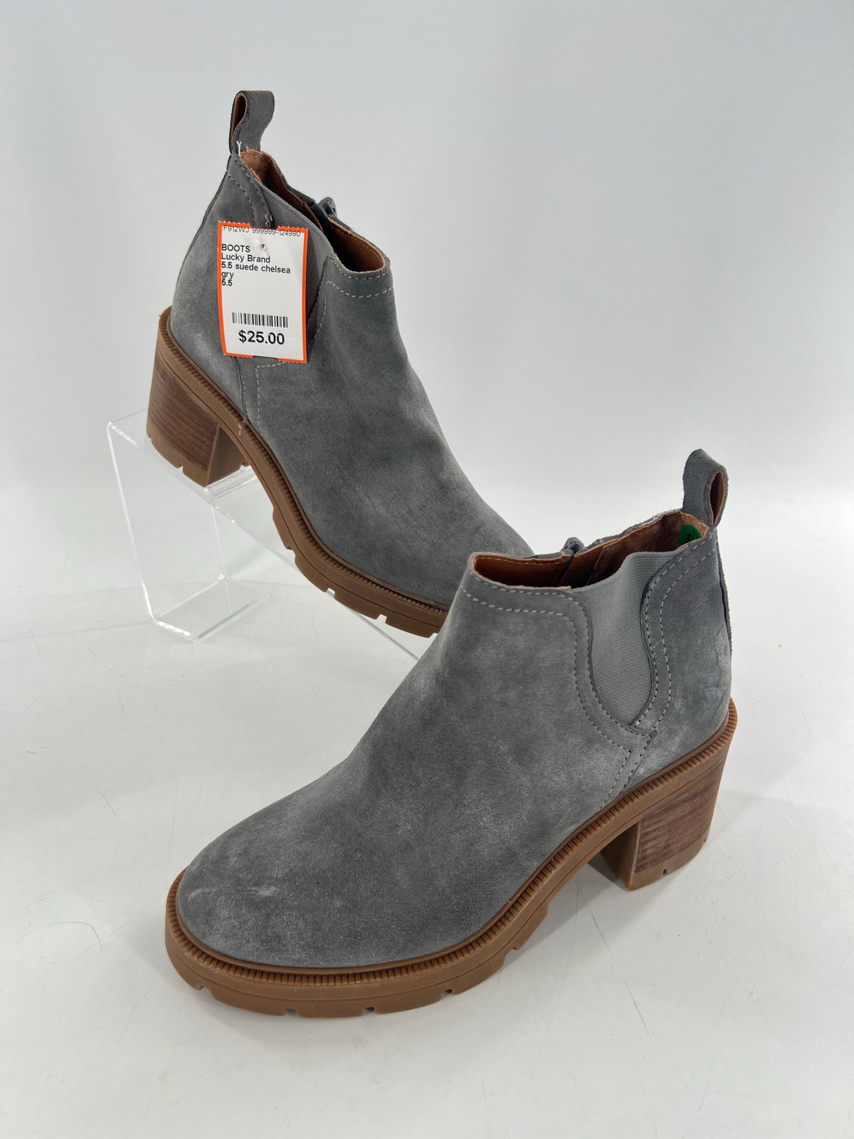 5.5 suede chelsea boot