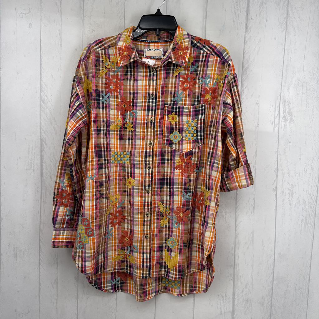 XS plaid embroidered l/s top