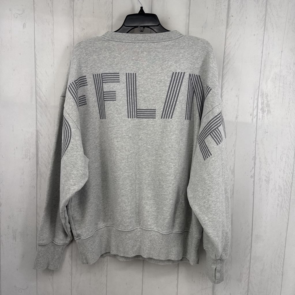L crewneck sweatshirt