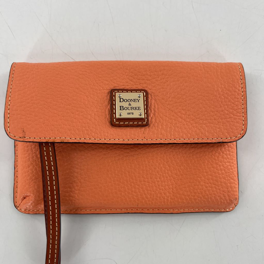 pebbled fold wristlet/wallet