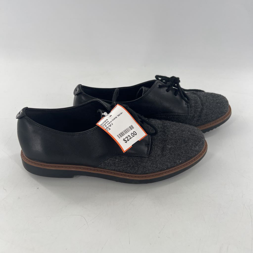 7.5 two-tone lace-up oxford