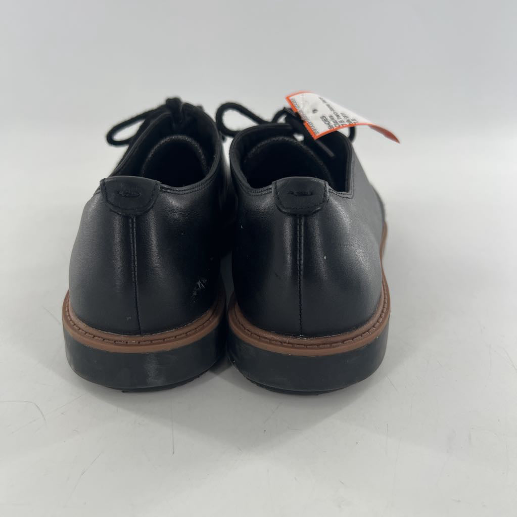7.5 two-tone lace-up oxford