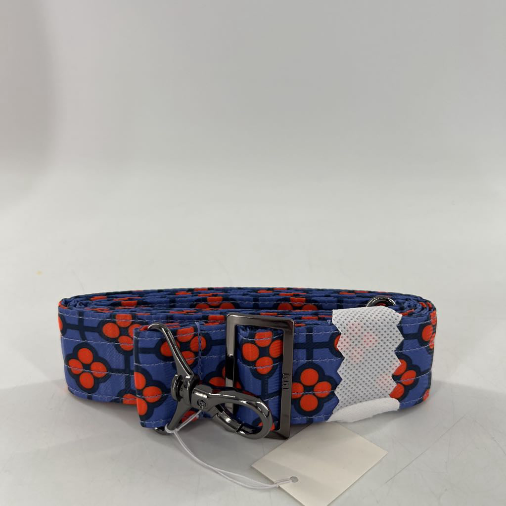 Lug geometric quatrefoil pattern guitar purse strap