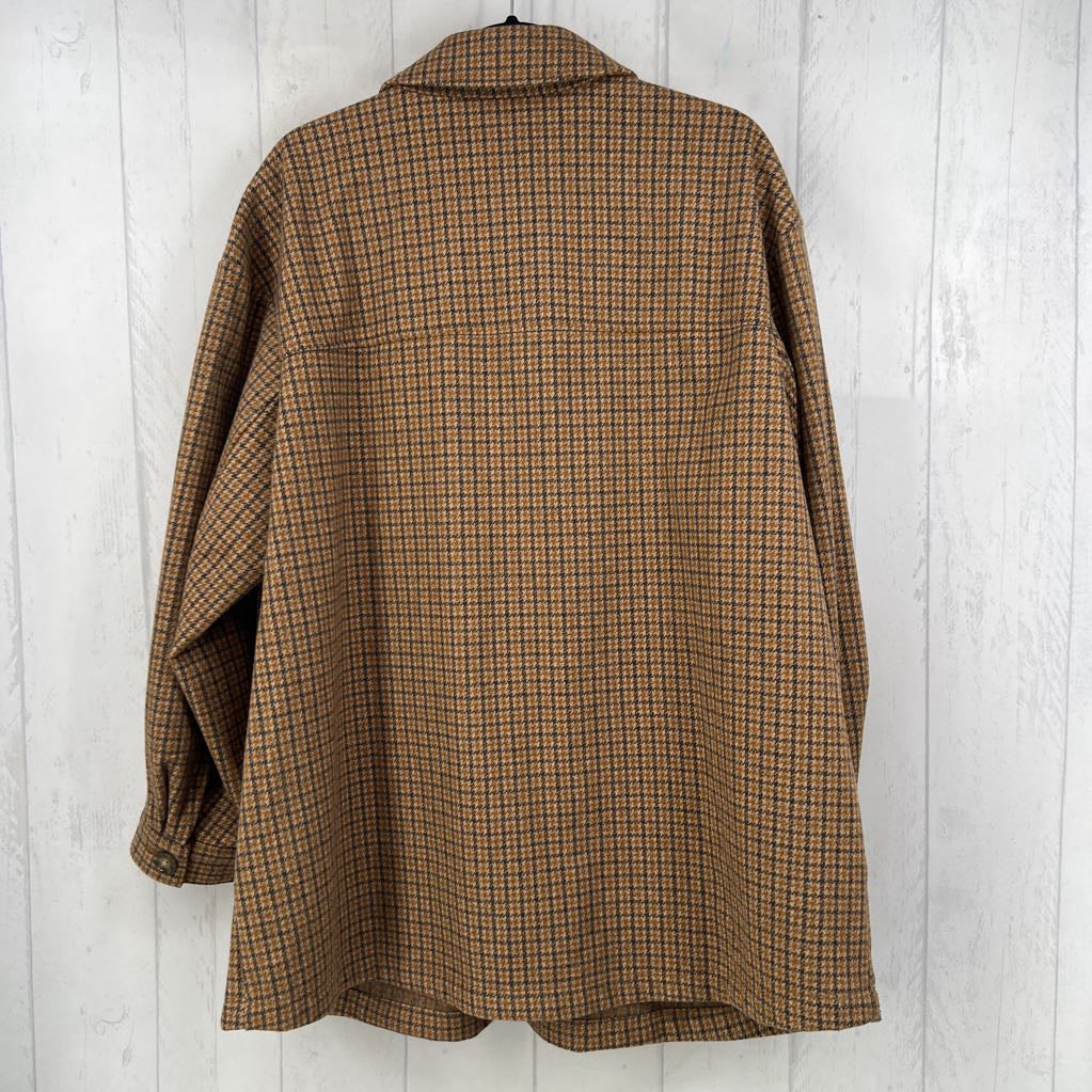 18 houndstooth shacket