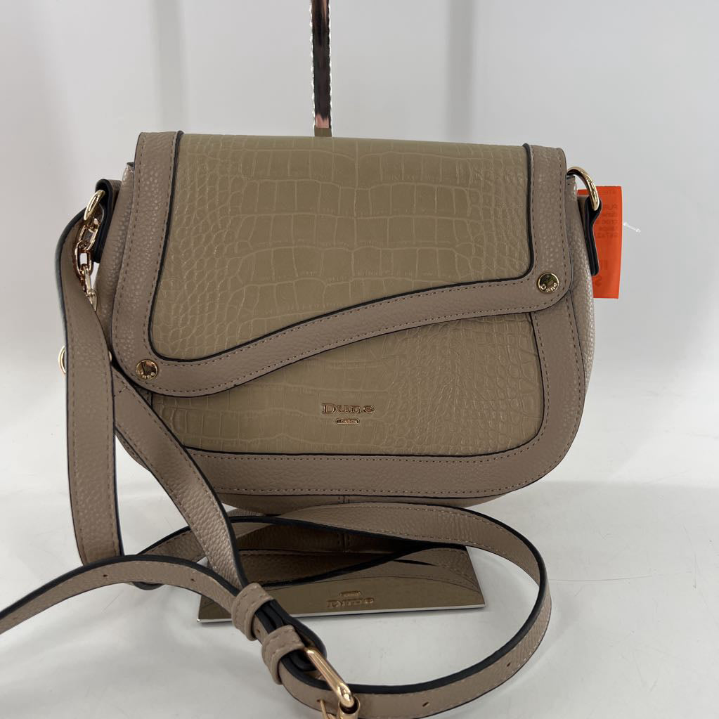 croc embossed saddle bag crossbody