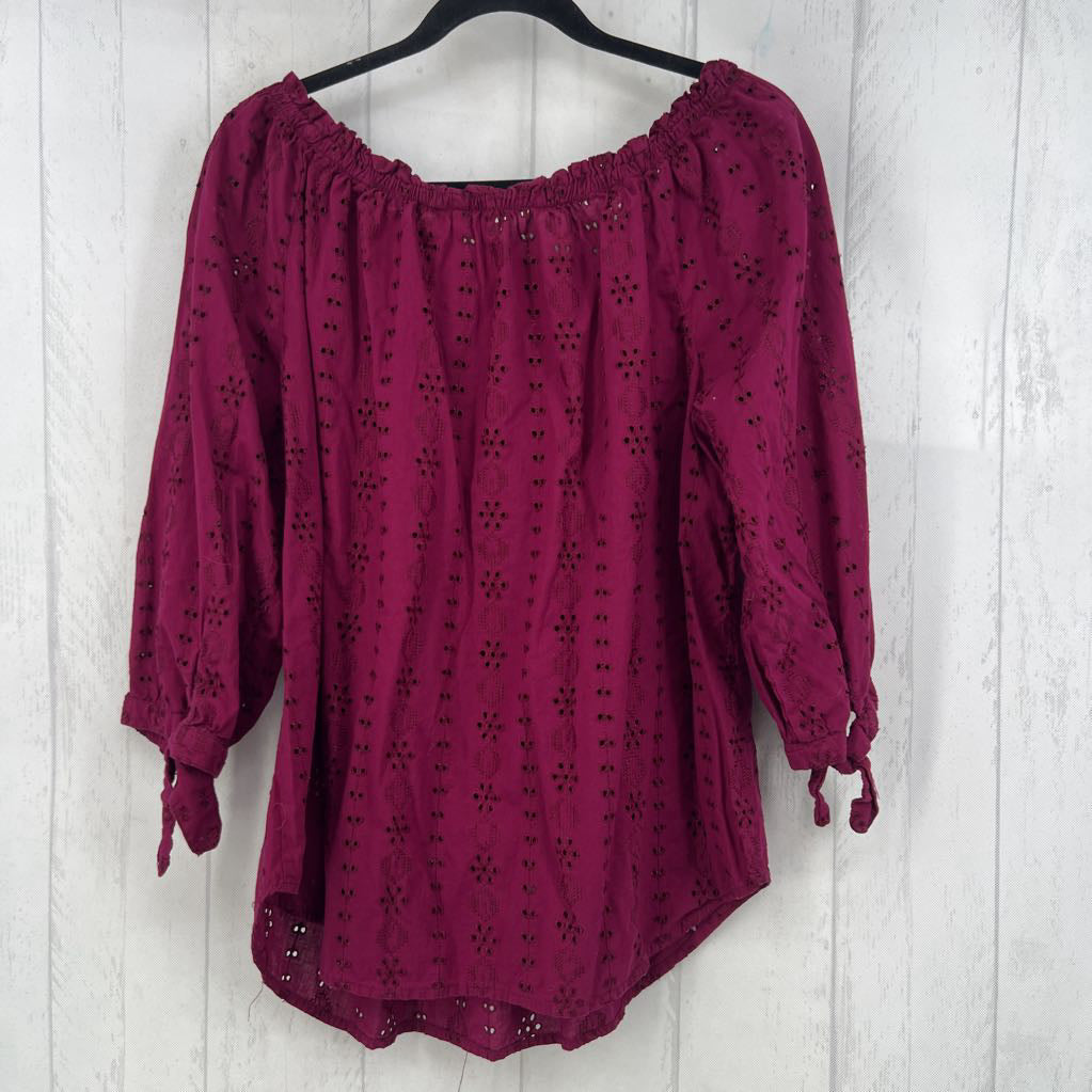 1X eyelet 3/4 slv top