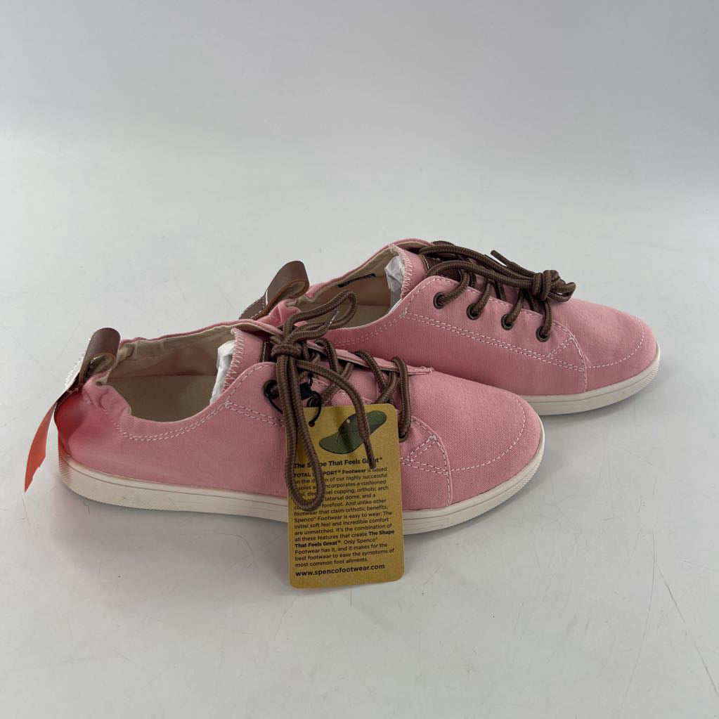 7.5 lace-up canvas sneaker