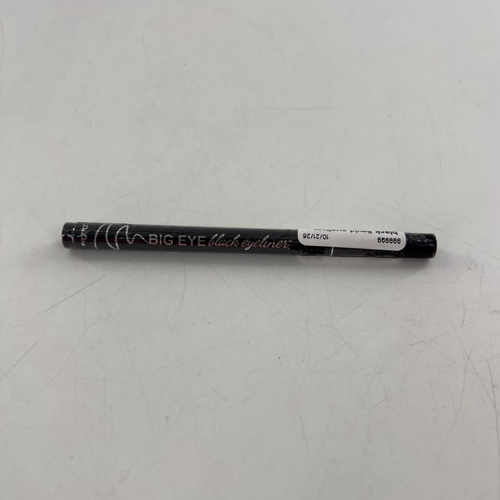 black liquid eyeliner