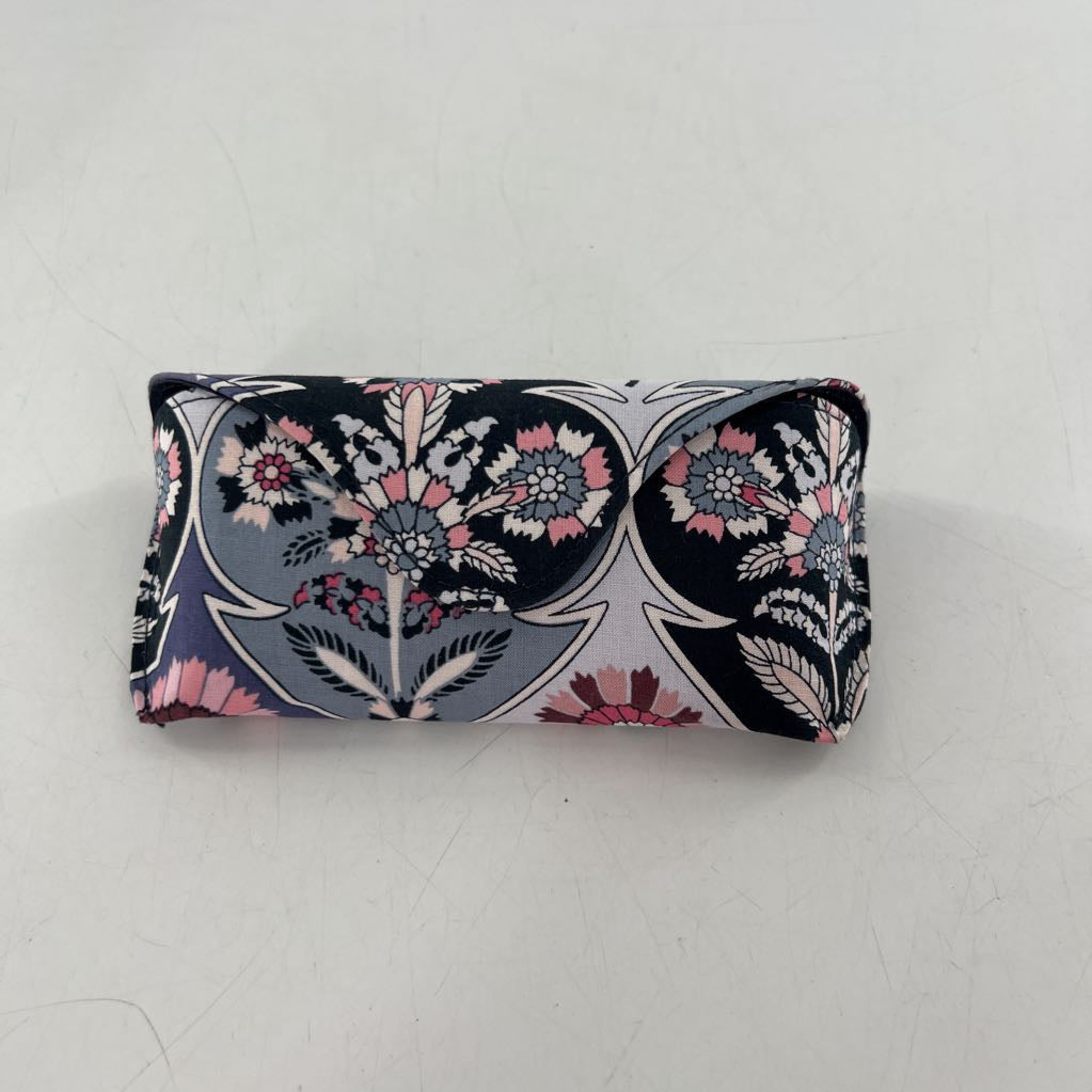 vera bradley glasses case
