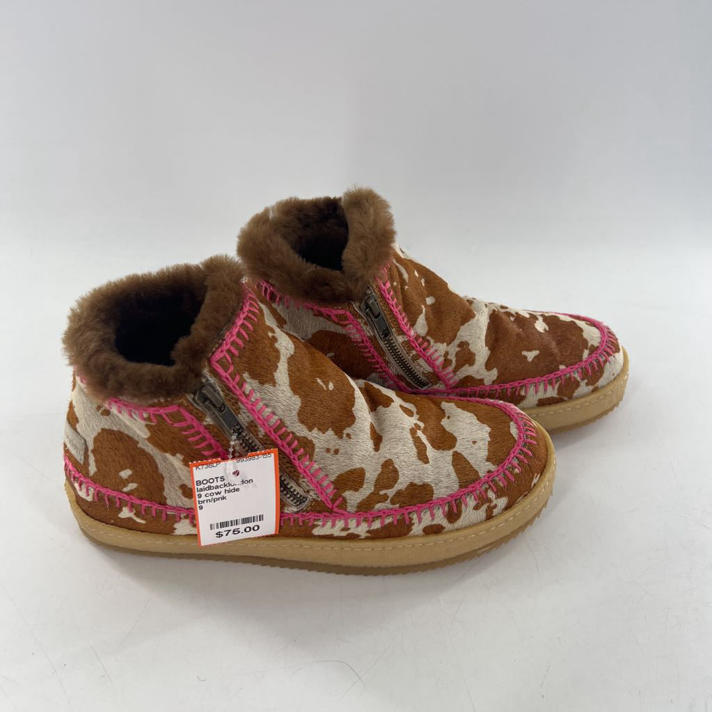 9 cow hide shearling bootie