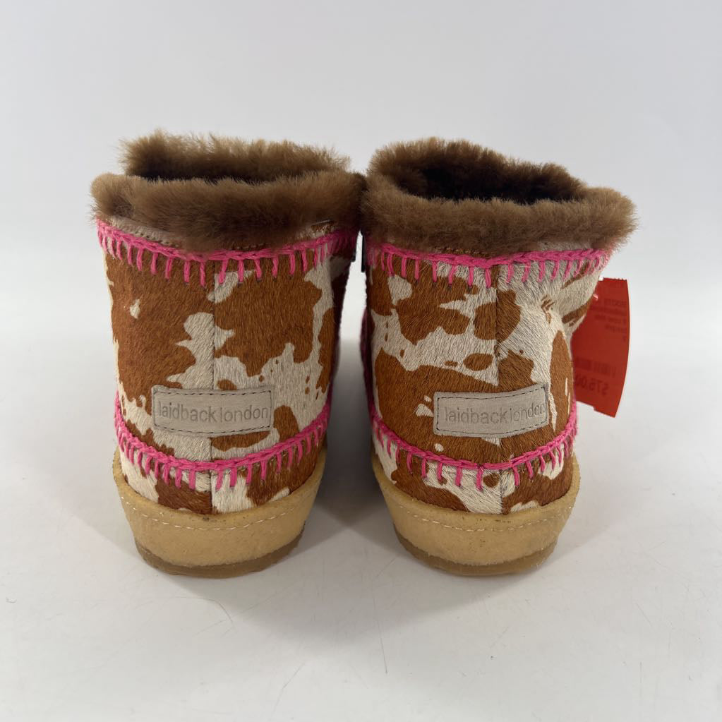 9 cow hide shearling bootie