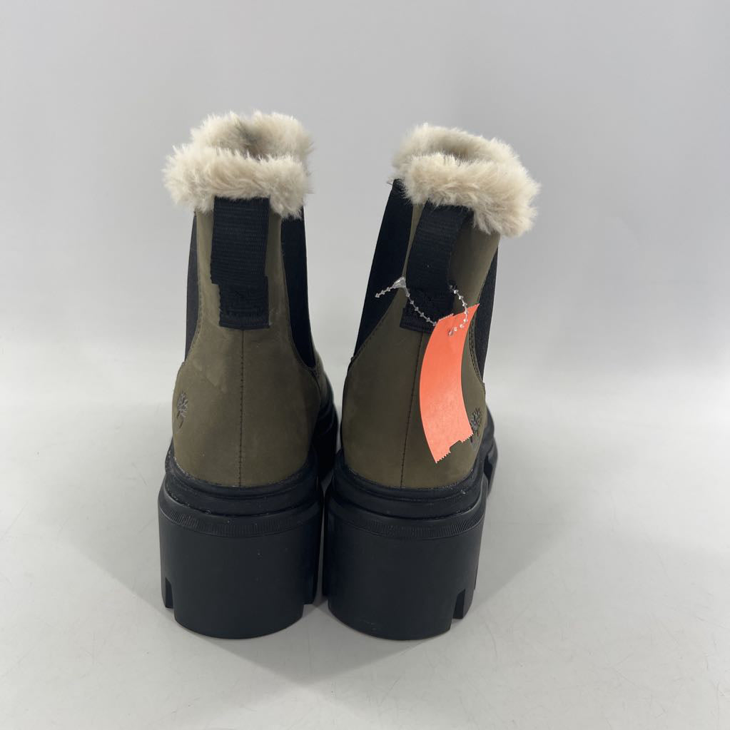 7.5 sherpa lined platform chelsea boot
