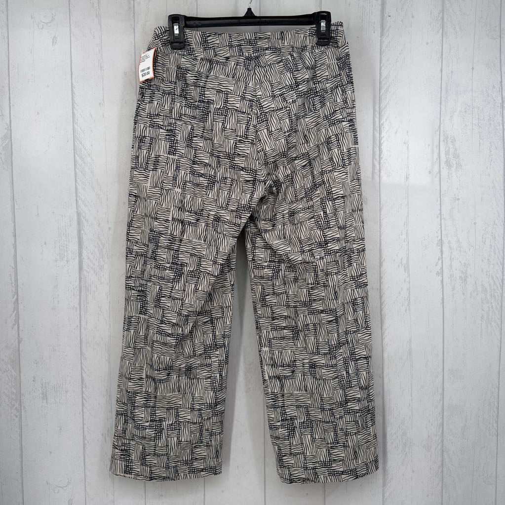 8 printed pull-on pant