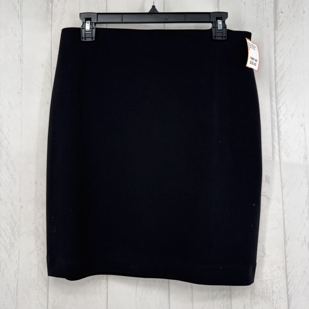 10 pull-on skirt