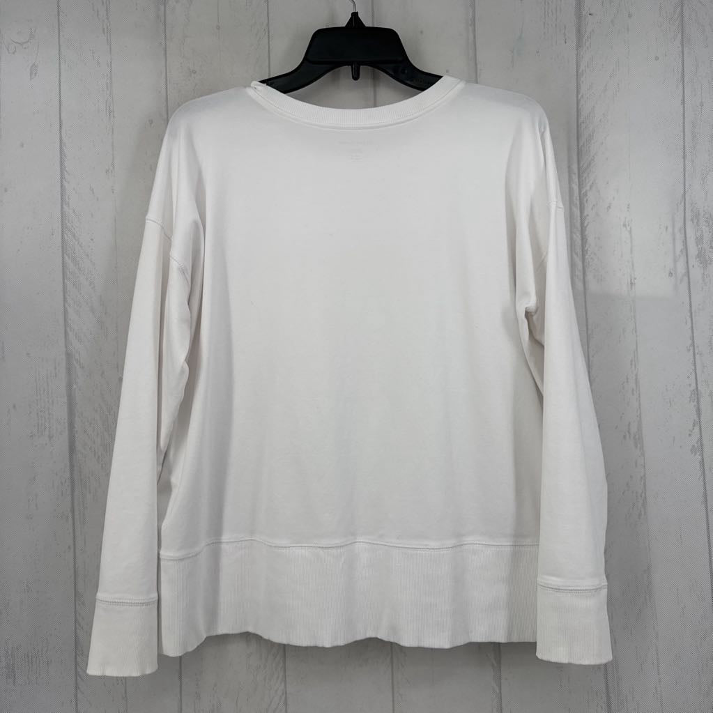 S crewneck sweatshirt