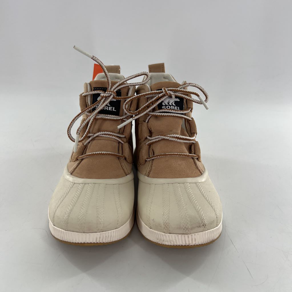 7.5 weatherproof boot