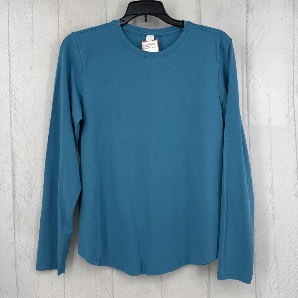 8 crewneck l/s tee