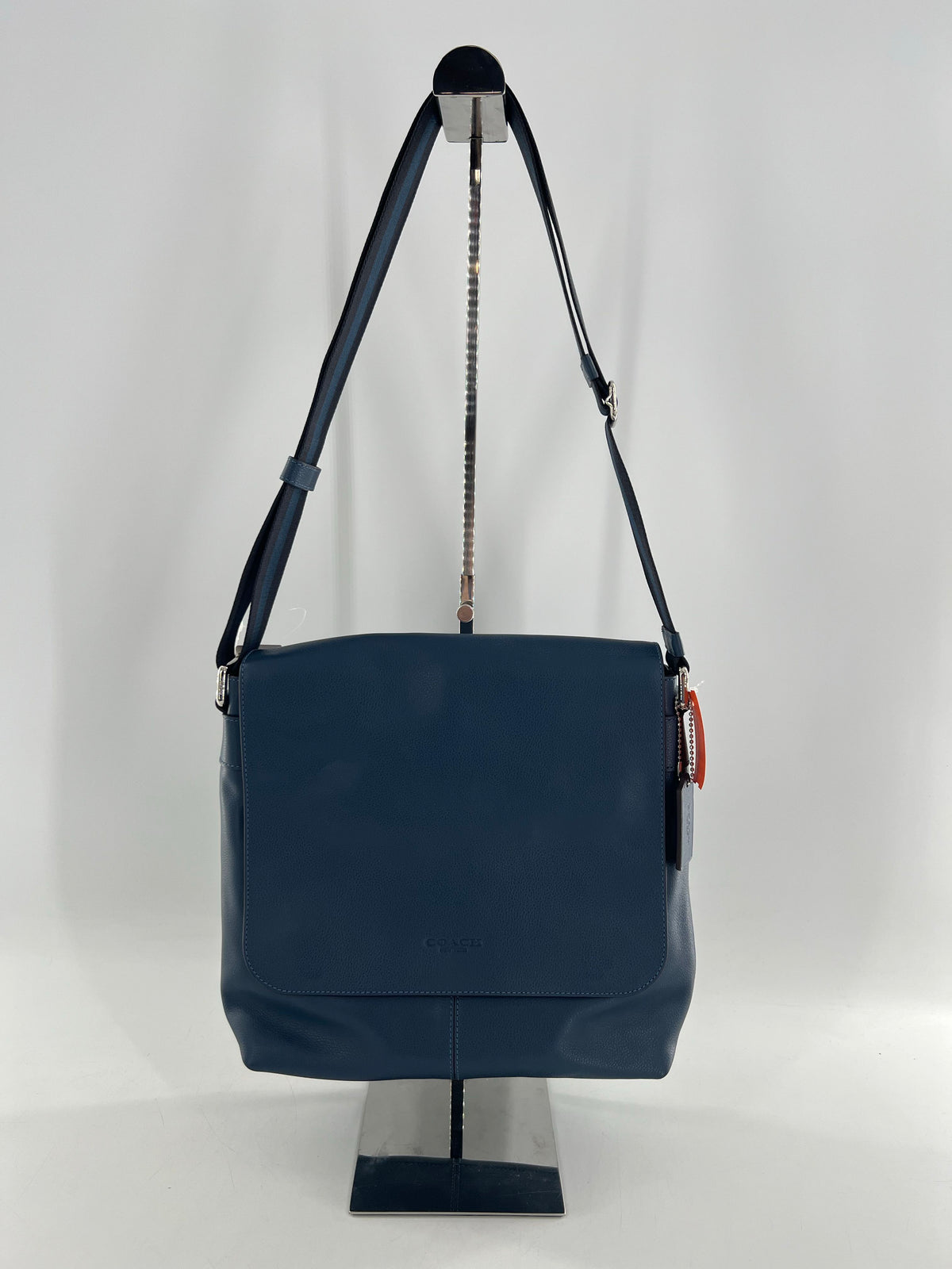 R375 leather messenger bag