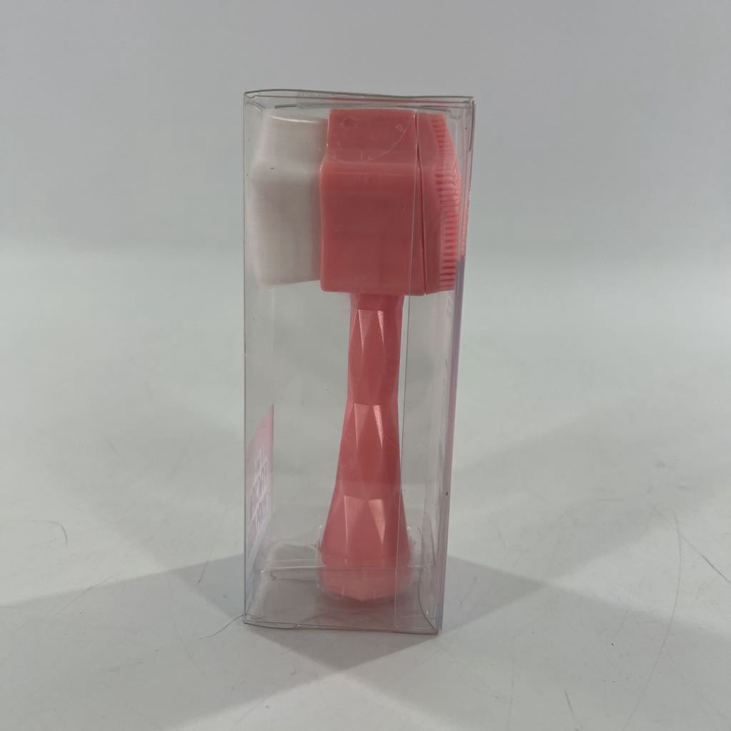 2-in-1 facial brush