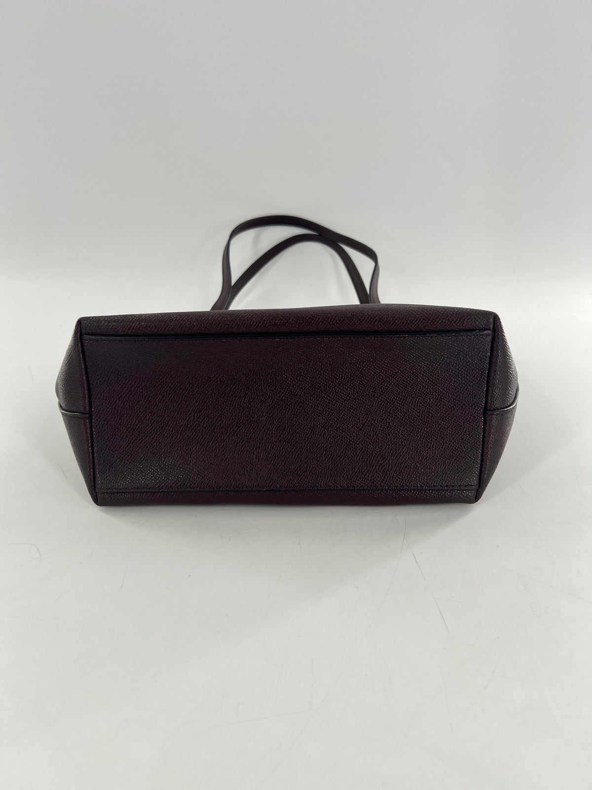 saffiano top zip tote