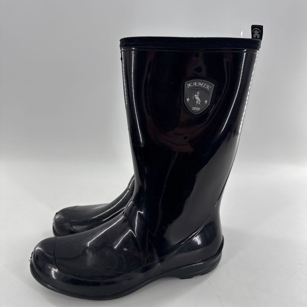 9 mid-calf rainboot