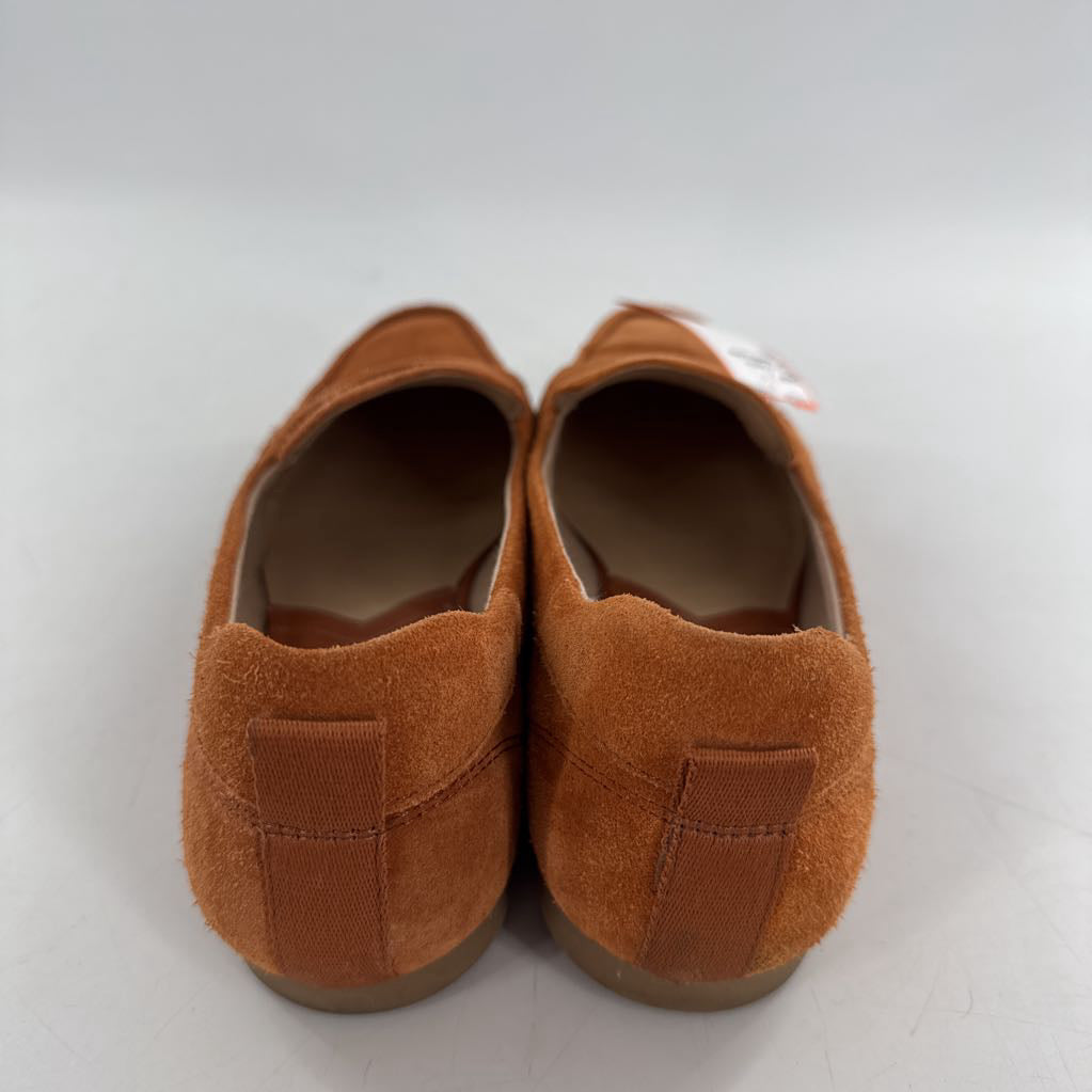 8.5 suede loafer