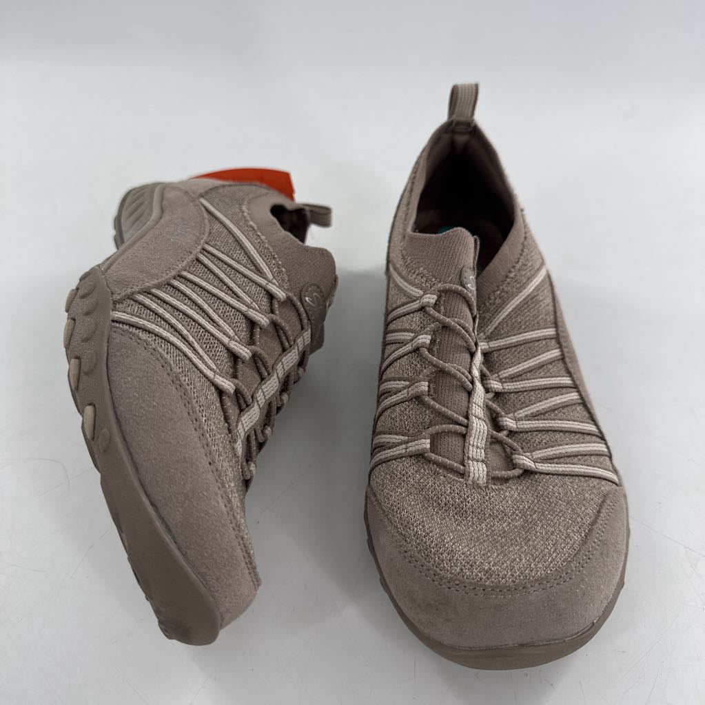 7.5 bungee lace up slip-on sneakers