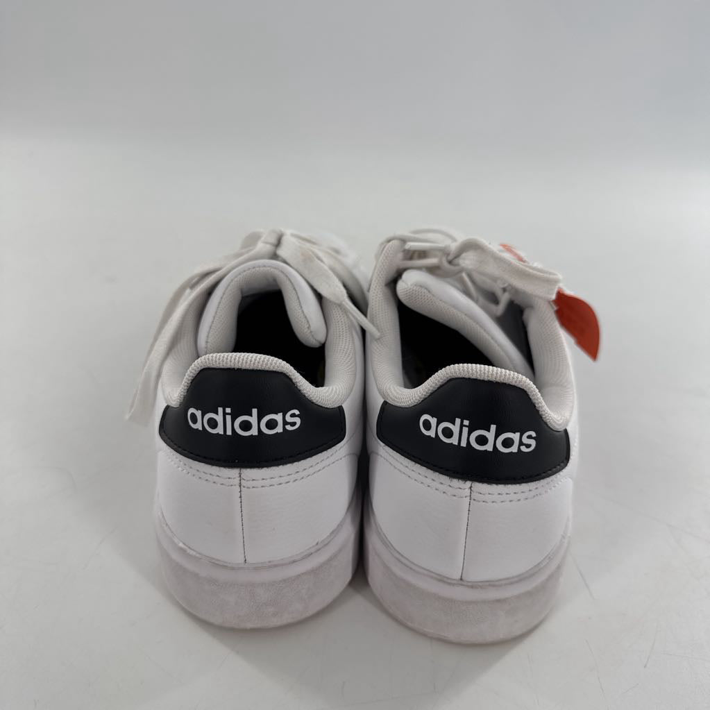 7 lace up 3 stripe sneakers