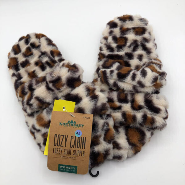 Nwt10-11 Leopard faux fur slipper