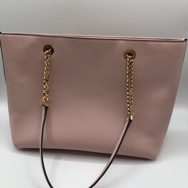 R448 zip top chain tote