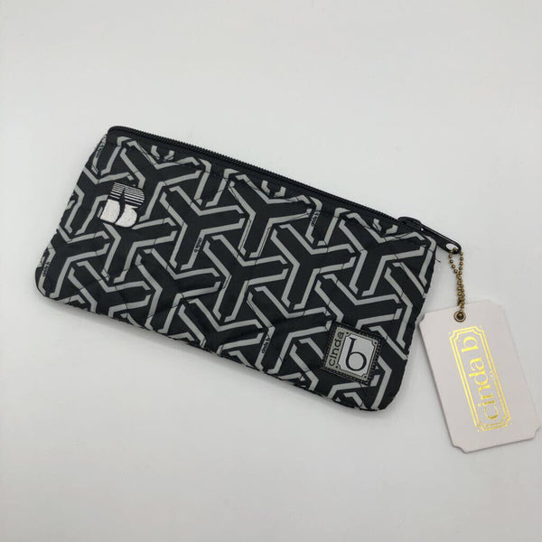 black and white cosmetic bag