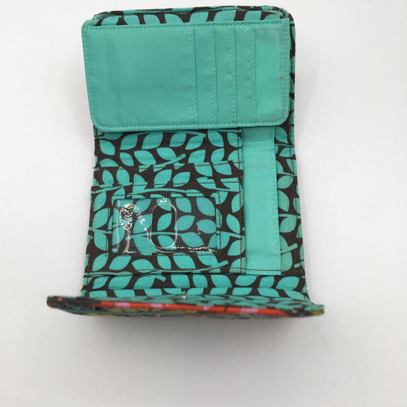 2pc quilted crossbody w/ tri-fold wallet